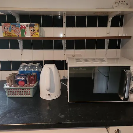 Flat With Work Station, Monitor, Smart Tv & Netflix Apartamento Londres Exterior foto