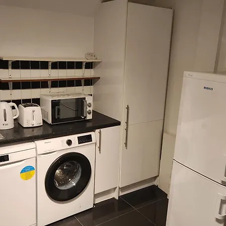 Flat With Work Station, Monitor, Smart Tv & Netflix Apartamento Londres Exterior foto